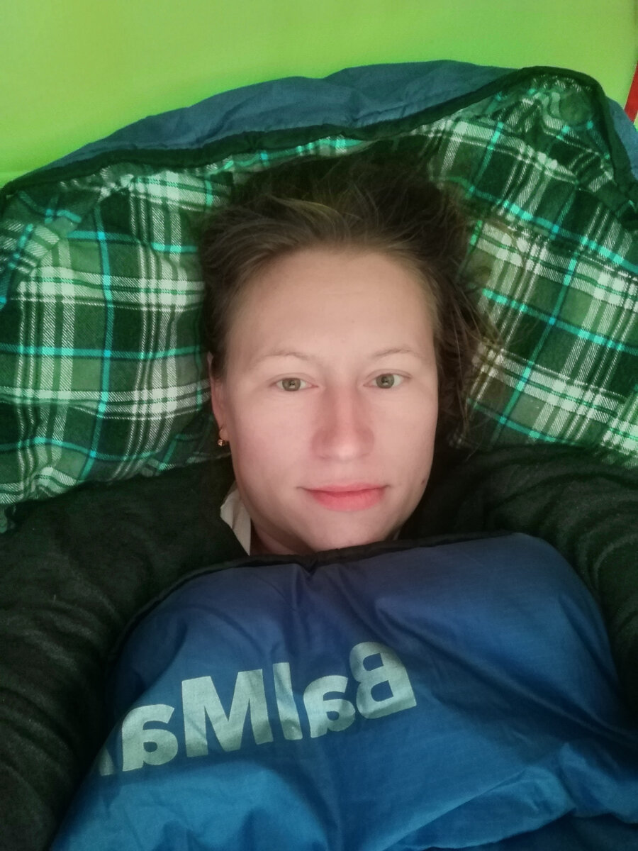 Капюшон можно затянуть