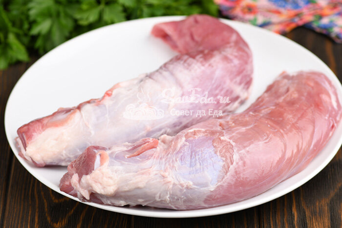 Показываю очень простой способ, при котором мясо в духовке всегда получается сочное и нежное. Так можно запекать мясо на кости или мякоть.-2