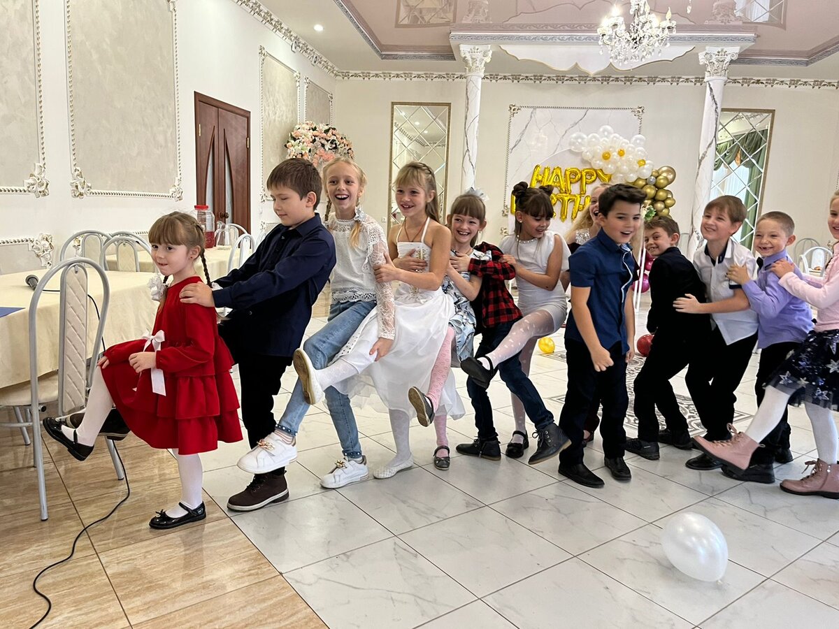 Все участвуют в конкурсах