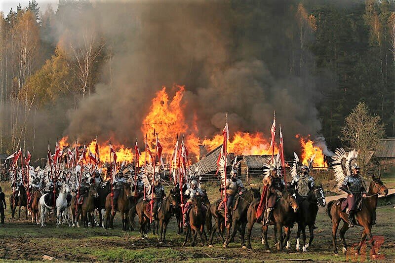 Польские войска заняли москву в результате. Польские интервенты 1612 крылатые гусары. Смута 1612. Польские гусары 1612. Польские интервенты 1612.