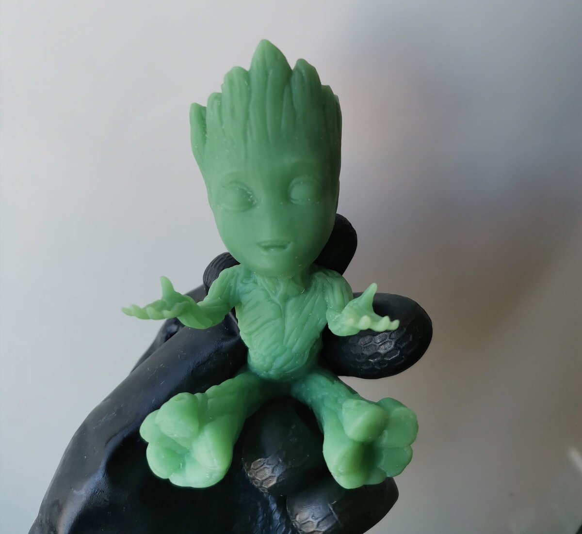 Смесь нескольких полимеров дала забавный серо-зеленый цвет. Но под грунтом это вообще не видно