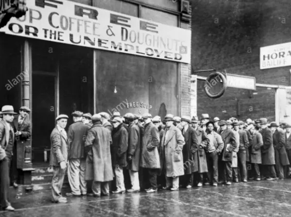 "Суповая линия" – выдача горячего питания американским безработным.