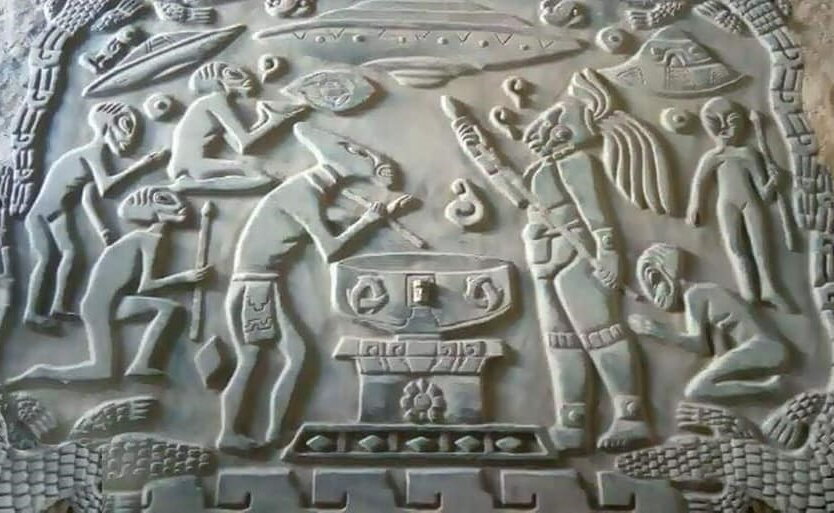 Барельеф в Южной Америке.
Источник фото: https://nemesiell.gr/wp-content/uploads/2018/03/mummies-Nazka-51.jpg