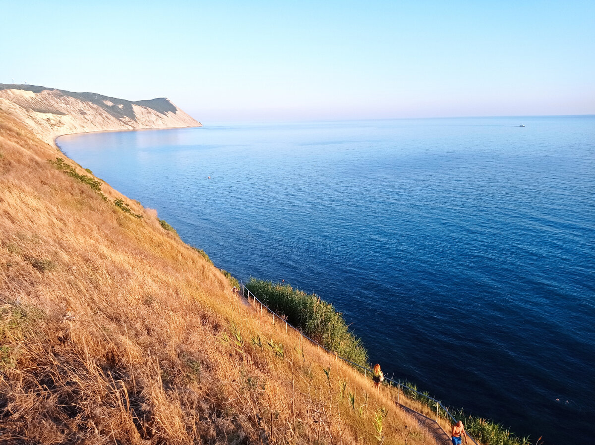 Вид со смотровой 300 ступеней. 