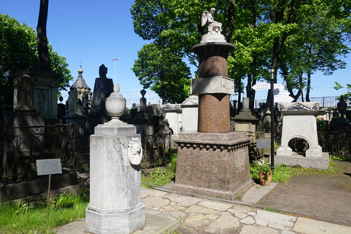 Могила Воронихина А.Н. Фото автора.