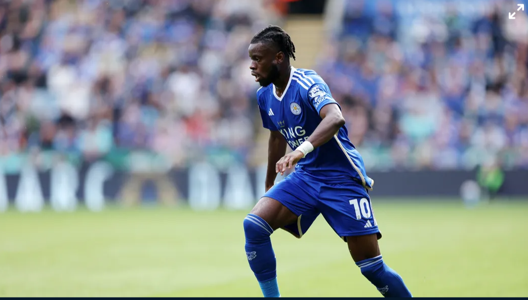 Стефи Мавидиди отлично вписался в игру Лестера. Фото: lcfc.com