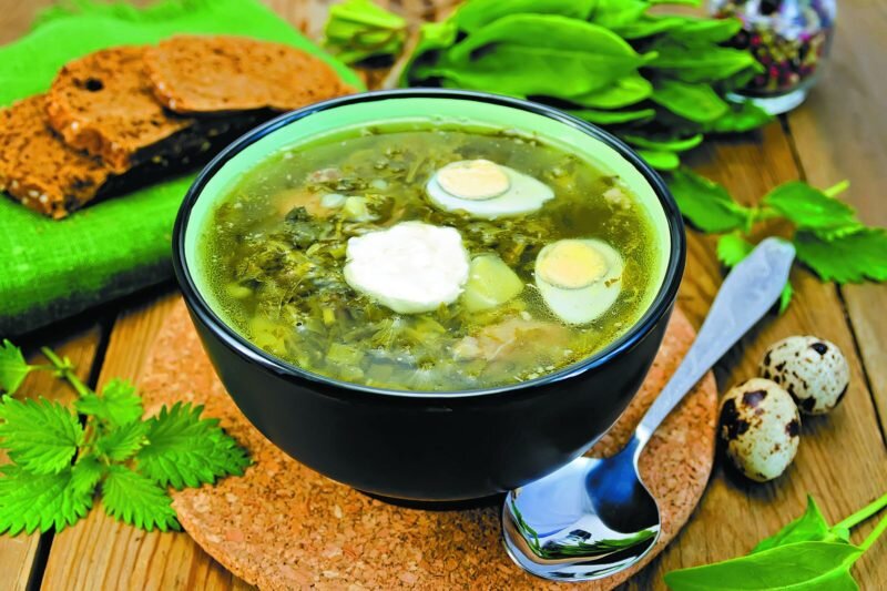 Суп из щавеля с тушенкой, пошаговый рецепт с фото от автора Екатерина Решетник на ккал