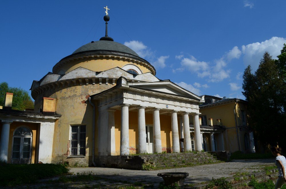 Мавзолей Волконских