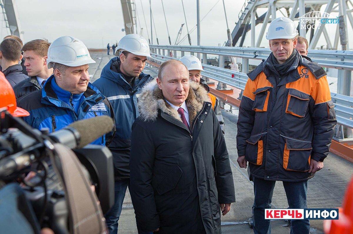 Кто строит. Путин на Керченском мосту. Путин Крымский мост. Путин Крымский мост 2018. 2018. Открытие Крымского моста.