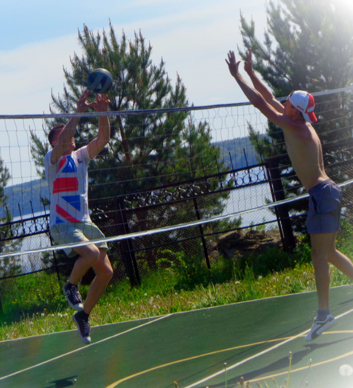 Я на фото с мячом