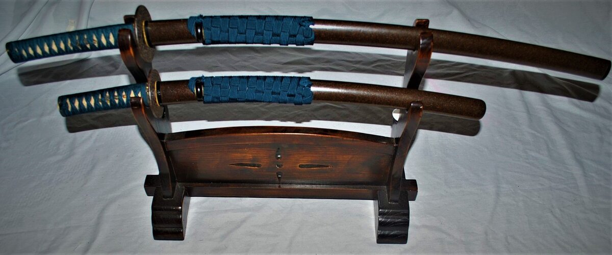 Дайсё на подставке / Источник: Википедия