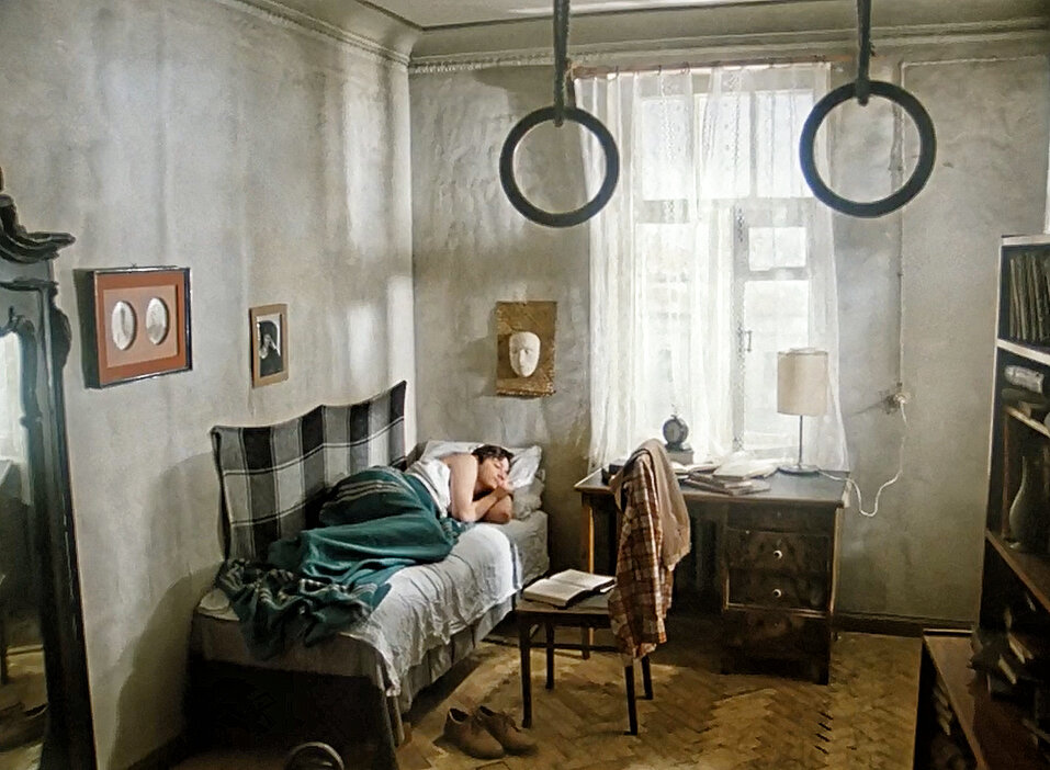 взгляд от двери