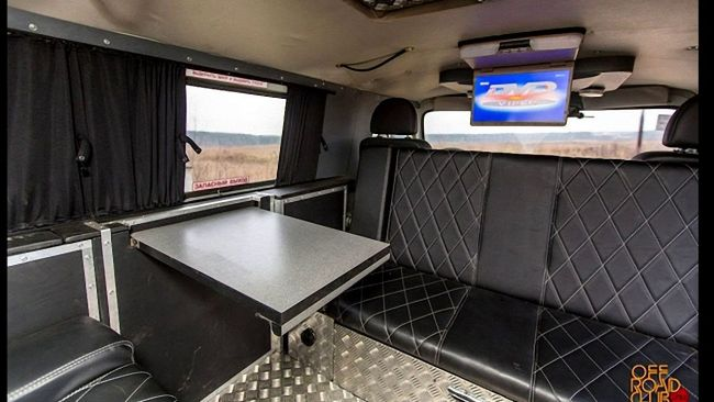 Изображение: https://car.ru/news/tuning/49487-variantyi-tyuninga-salona-uaz-buhanka/