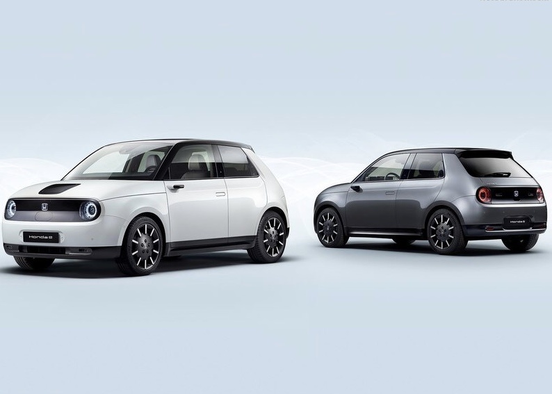 Дизайн Хонды напоминает Golf II