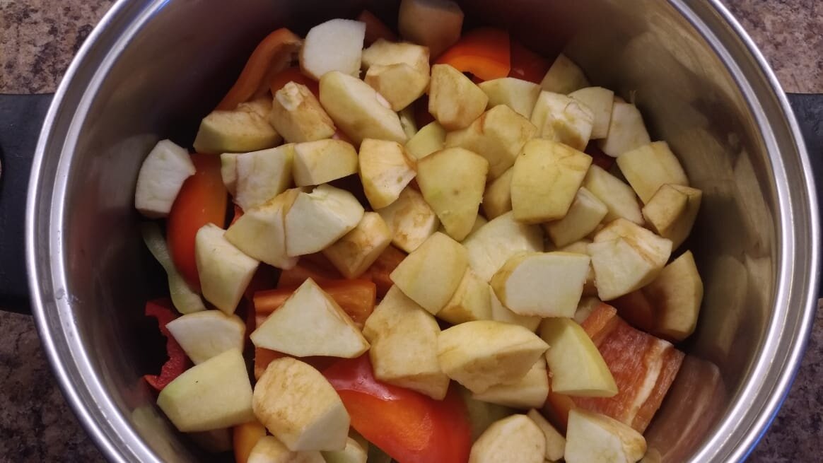 Антоновку можно резать как угодно, она все равно превратится в пюре.