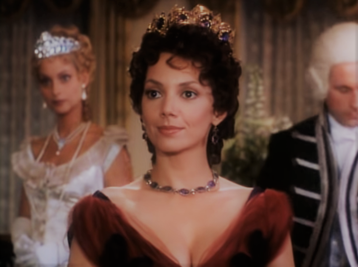 Кадр из фильма "Скарлетт", в роли Скарлетт - Джоан Уолли-Килмер, реж. - Джон Эрман, 1994 г.