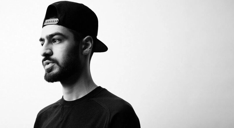 Азамат «MiyaGi» Кудзаев — известный рэп-исполнитель России.