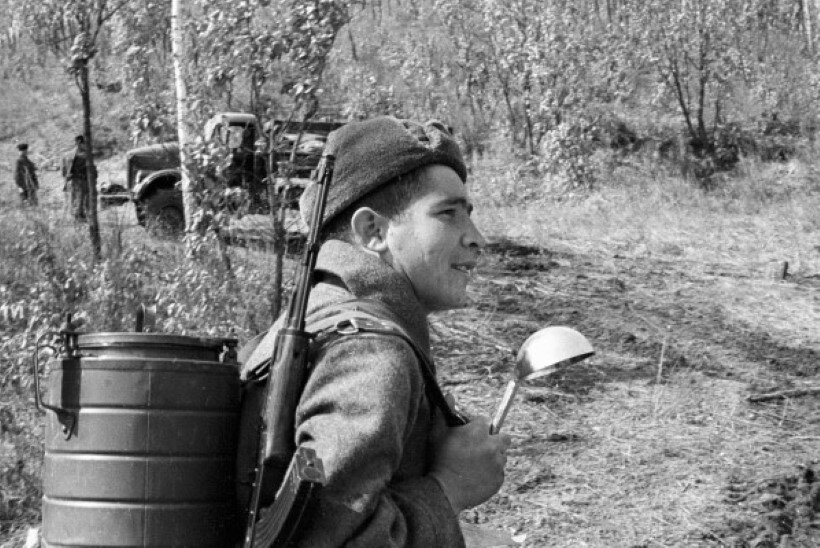 фото с сайта waralbum.ru. Это, конечно, не наш герой, а один из тысяч таких же мальчиков...