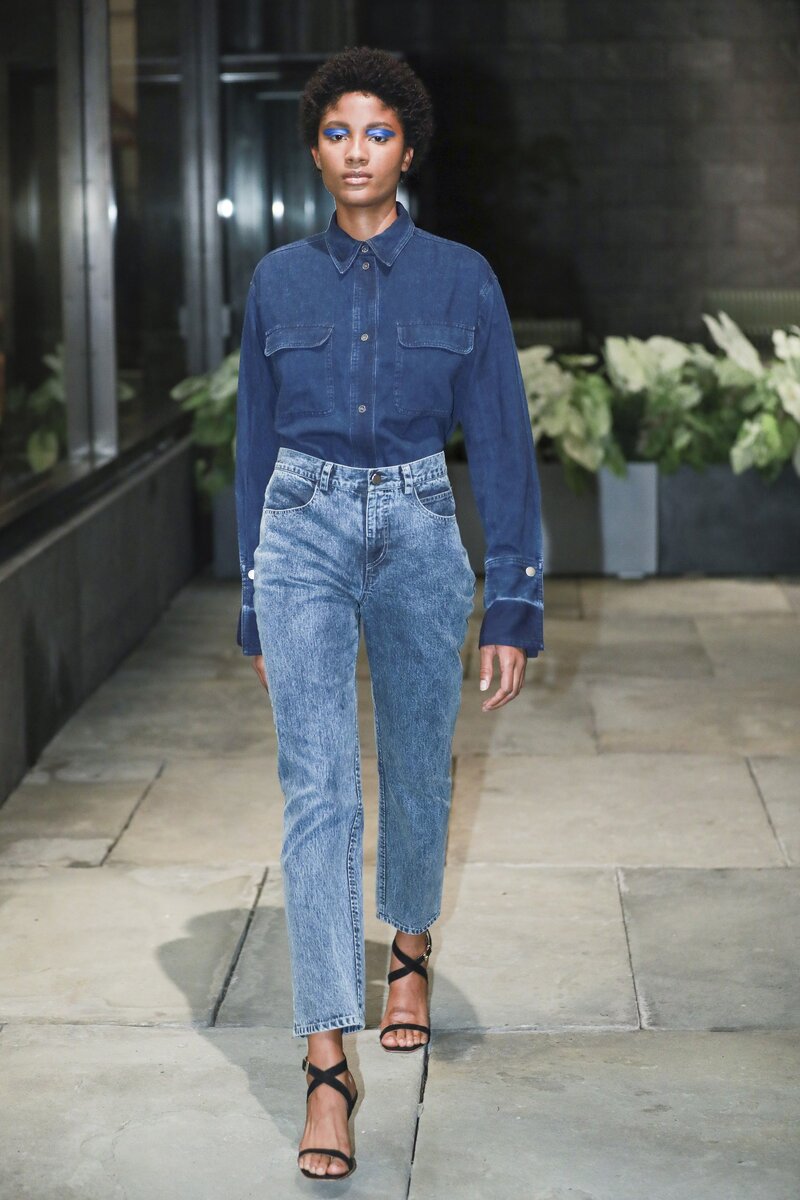 А вы варили джинсы в кастрюле? /Фото: assets.vogue.com