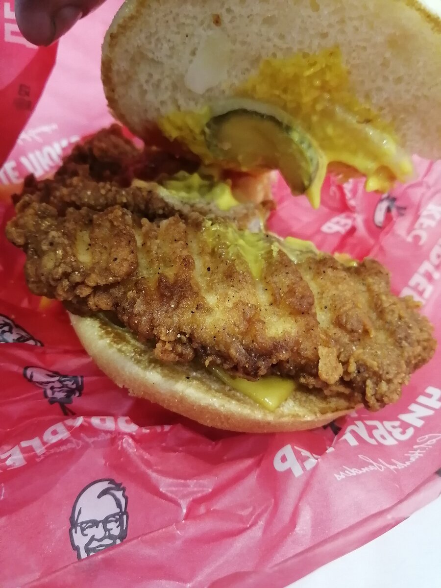 Бургер внутри