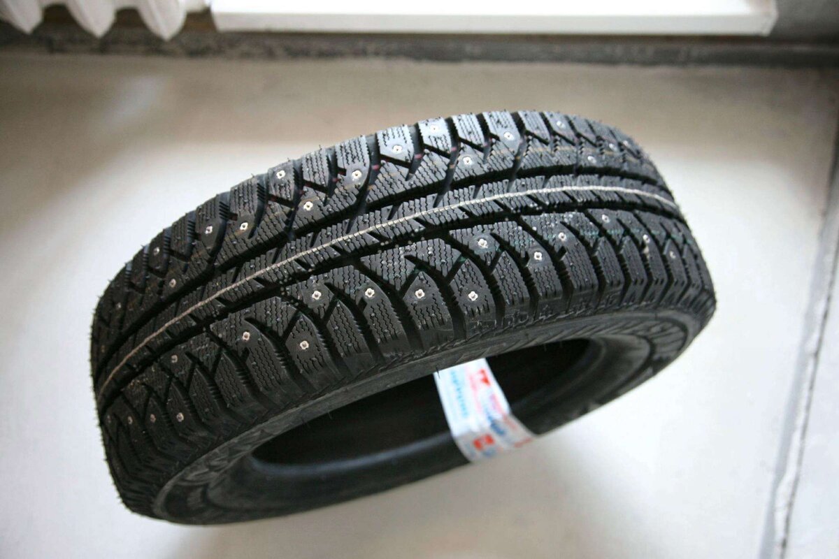  Bridgestone Ice Cruiser 7000  