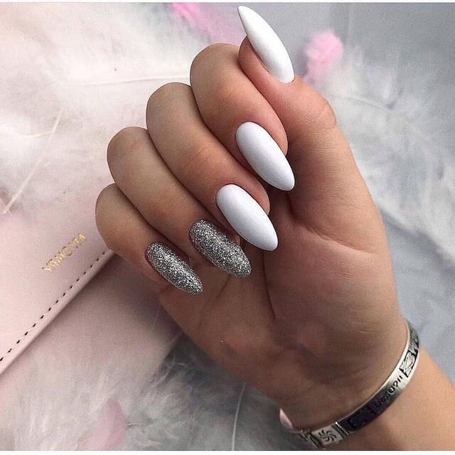 Когда хочется блёсток⚪️