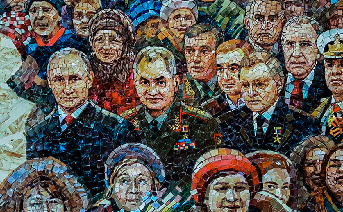 Как мы помним, для храма вооруженных сил России, приготовили мозаику с изображением некоторых российских деятелей, в том числе и В.Путина.