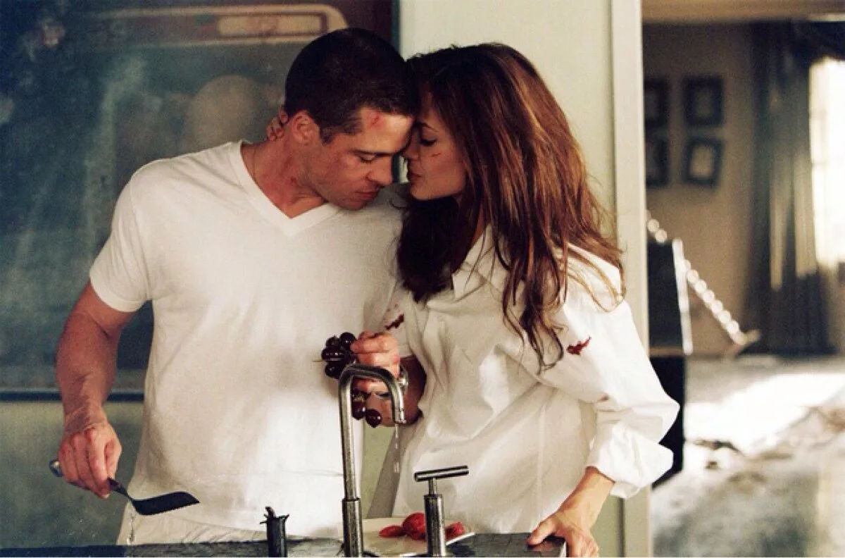   Кадр из фильма "Мистер и миссис Смит" 2005г. https://avatars.mds.yandex.net/get-