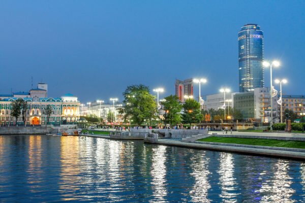 Екатеринбург находится на берегах реки Исети