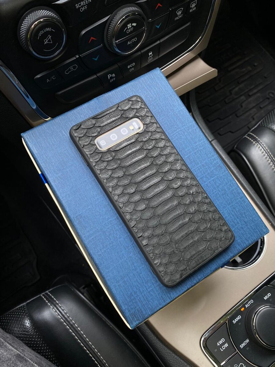 Эксклюзивный, чёрный кожаный чехол из питона Mobcase 1228 для Samsung S10