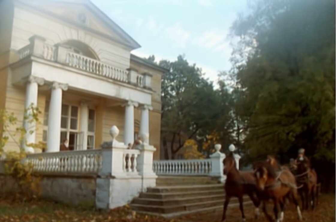 Поместье лермонтова середниково. Усадьба лермонтова середниково. Усадьба в которой снимали. Солнечногорск усадьба середниково. Усадьба графа середниково.