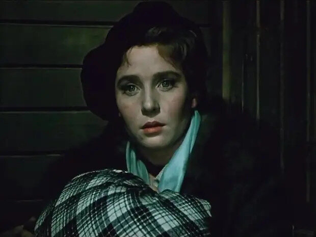 Руфина Нифонтова в фильме "Хождение по мукам"