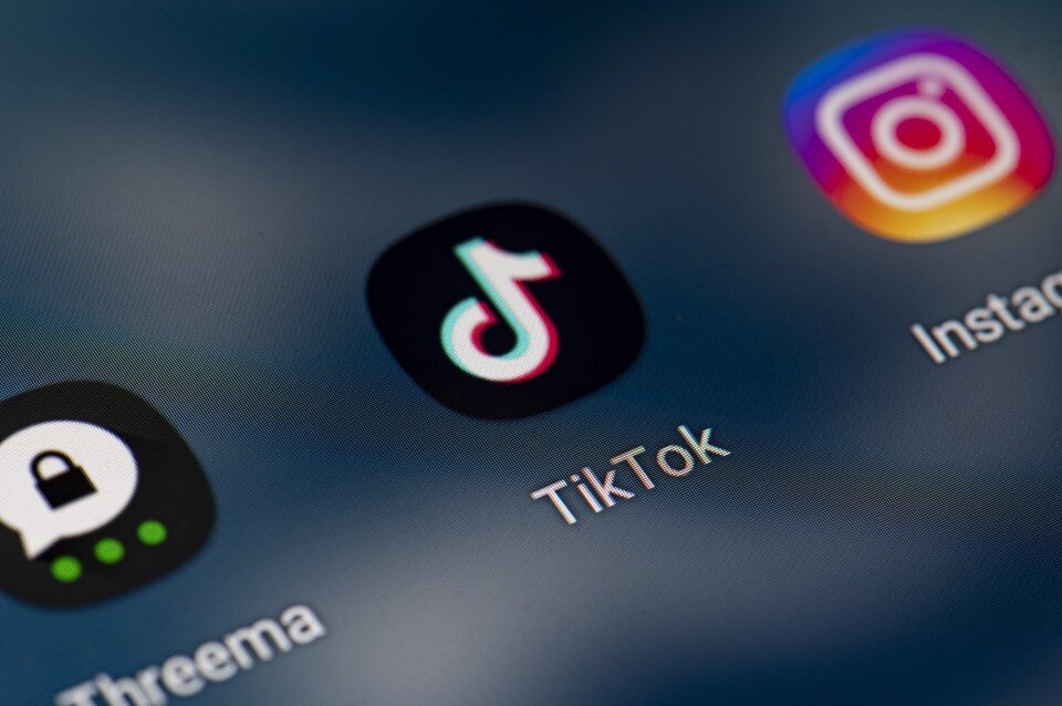     В работе Instagram и TikTok произошел сбой  GLOBAL LOOK PRESS