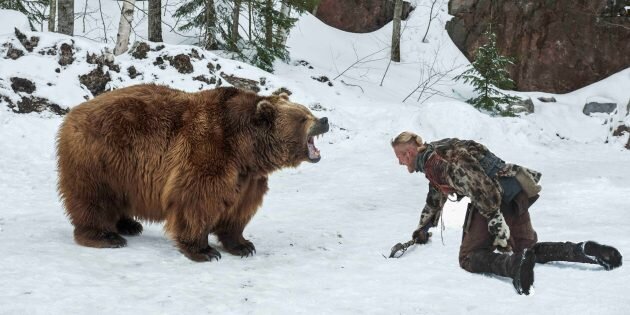 Кадр из сериала «Викинги»📷
