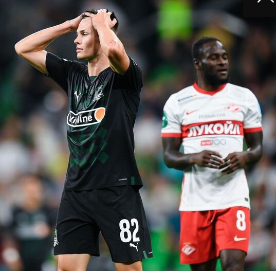 Вновь матч с участием Спартака стал самым "судейским".