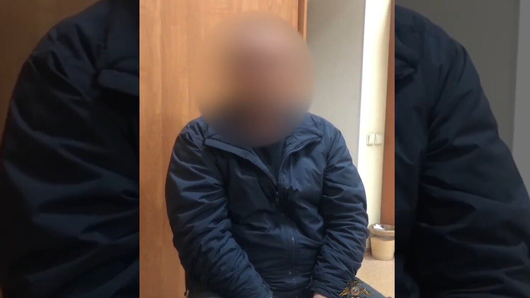     Задержанный дал показания полицейским. Пока они остаются в тайне.