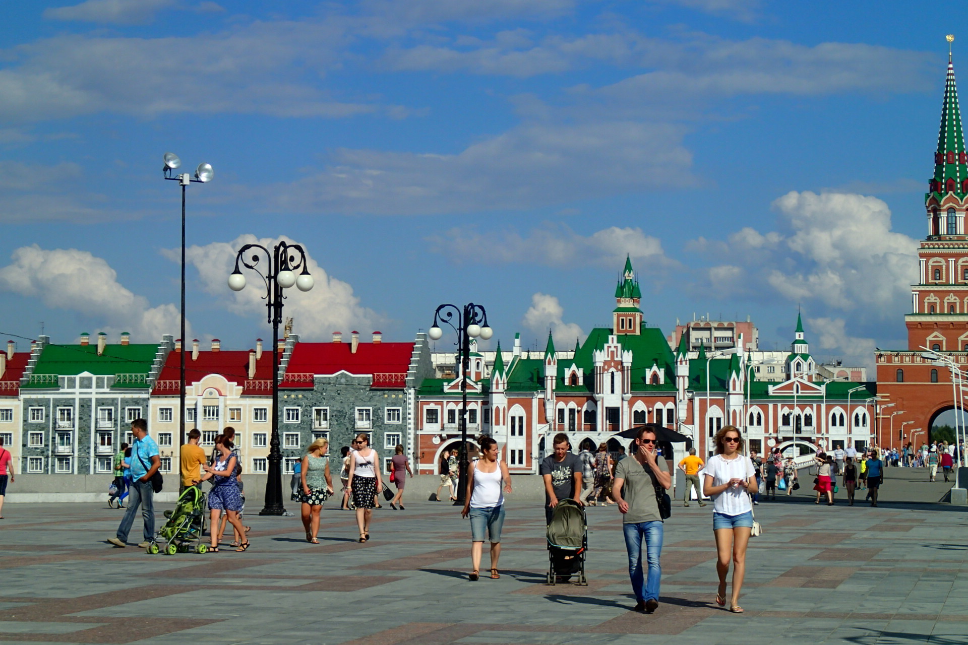 Экскурсия в йошкар олу из нижнего новгорода. Чудо-кони Йошкар-Ола. Йошкар-Ола экскурсии. Йошкар-Ола достопримечательности экскурсии. Йошкар Ола чудо чудо кони.