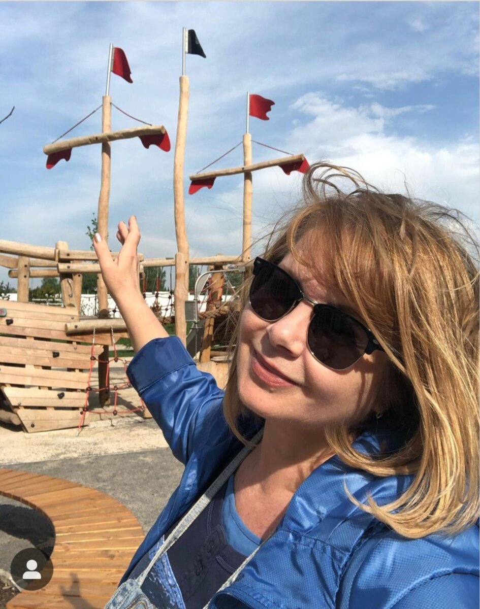 Примерно так я представляю себе алые паруса монетизации :)