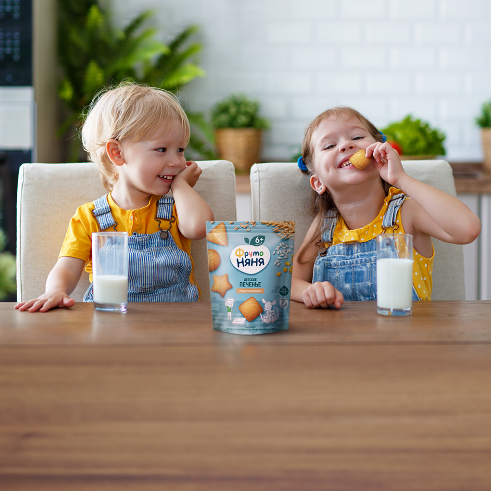 *Лучшим питанием для ребенка первого года жизни является грудное молоко. Сведения о возрастных ограничениях применения продукции «ФрутоНяня» смотрите на индивидуальной упаковке. Необходима консультация специалиста. Реклама.​ 