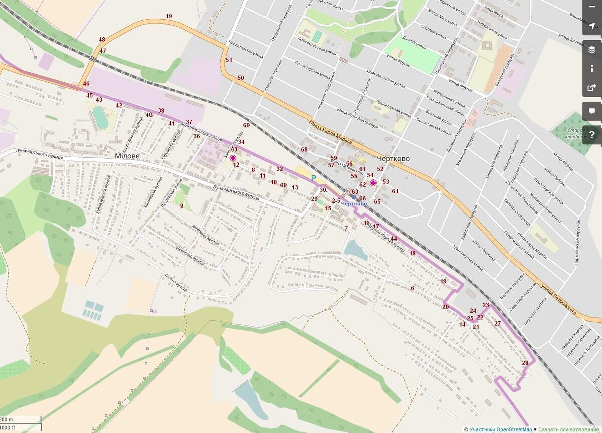 Место это потрясает во всех смыслах, оно странно всем. Два посёлка городского типа, разделённые границей, проходящей по железнодорожной линии "Москва - Адлер". Фактически - это единый посёлок, каковым всегда был. Посёлок Чертково Ростовской области Российской Федерации и посёлок Меловое Луганской области Украины.
1. Вот, как примерно, выглядит карта. На ней указаны места, где сделаны фото.

