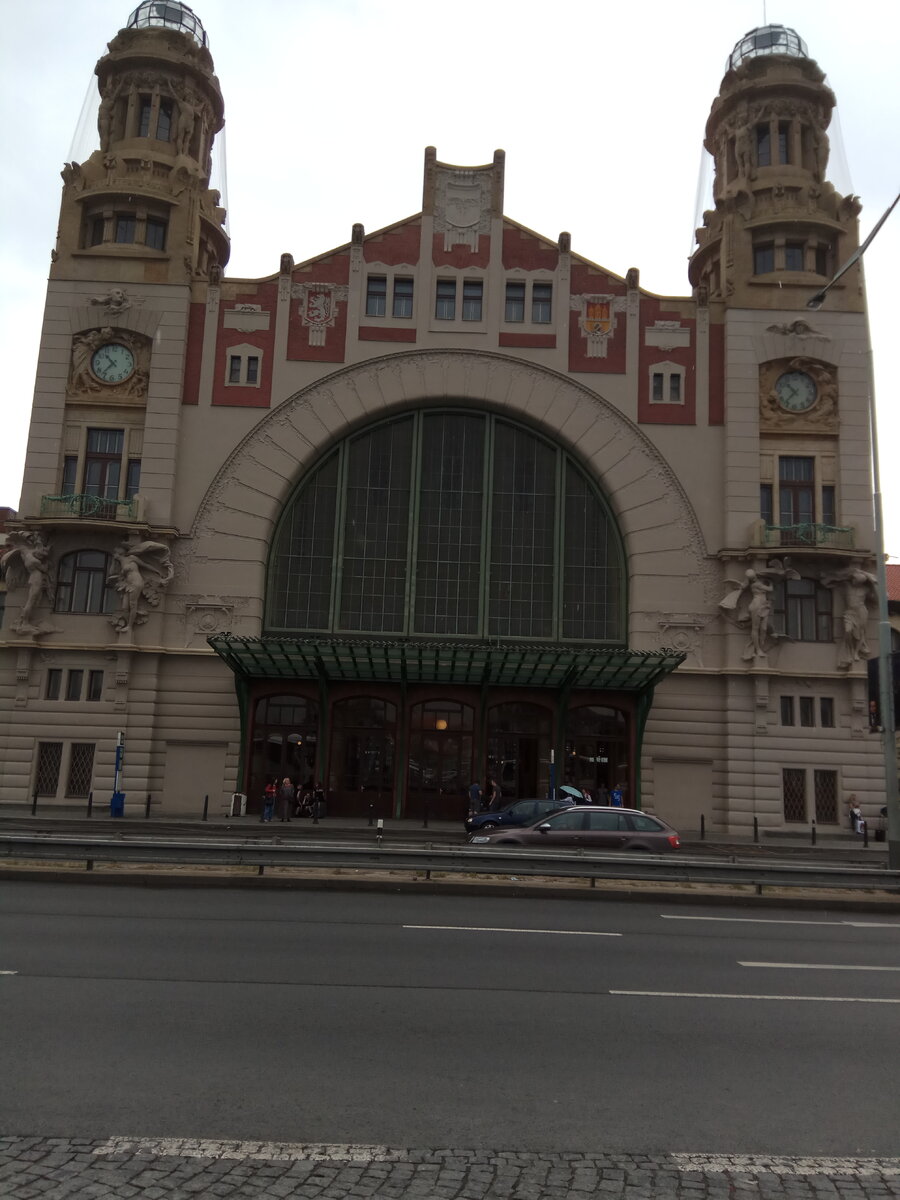 Здание вокзала