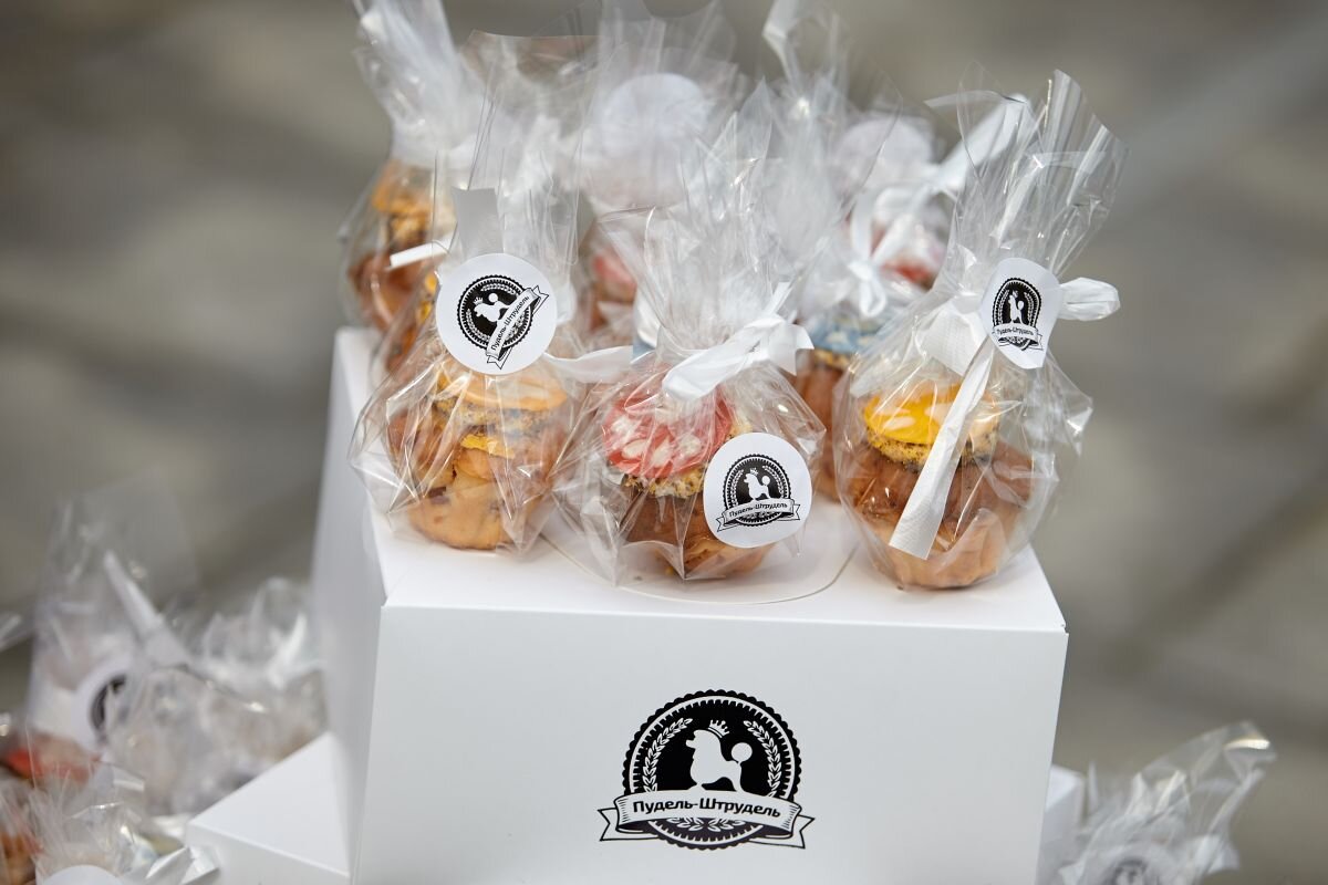 Пудель штрудель торты для собак. Пудель штрудель. Пудель штрудель. Пудель штрудель. Пудель штрудель ярославль.