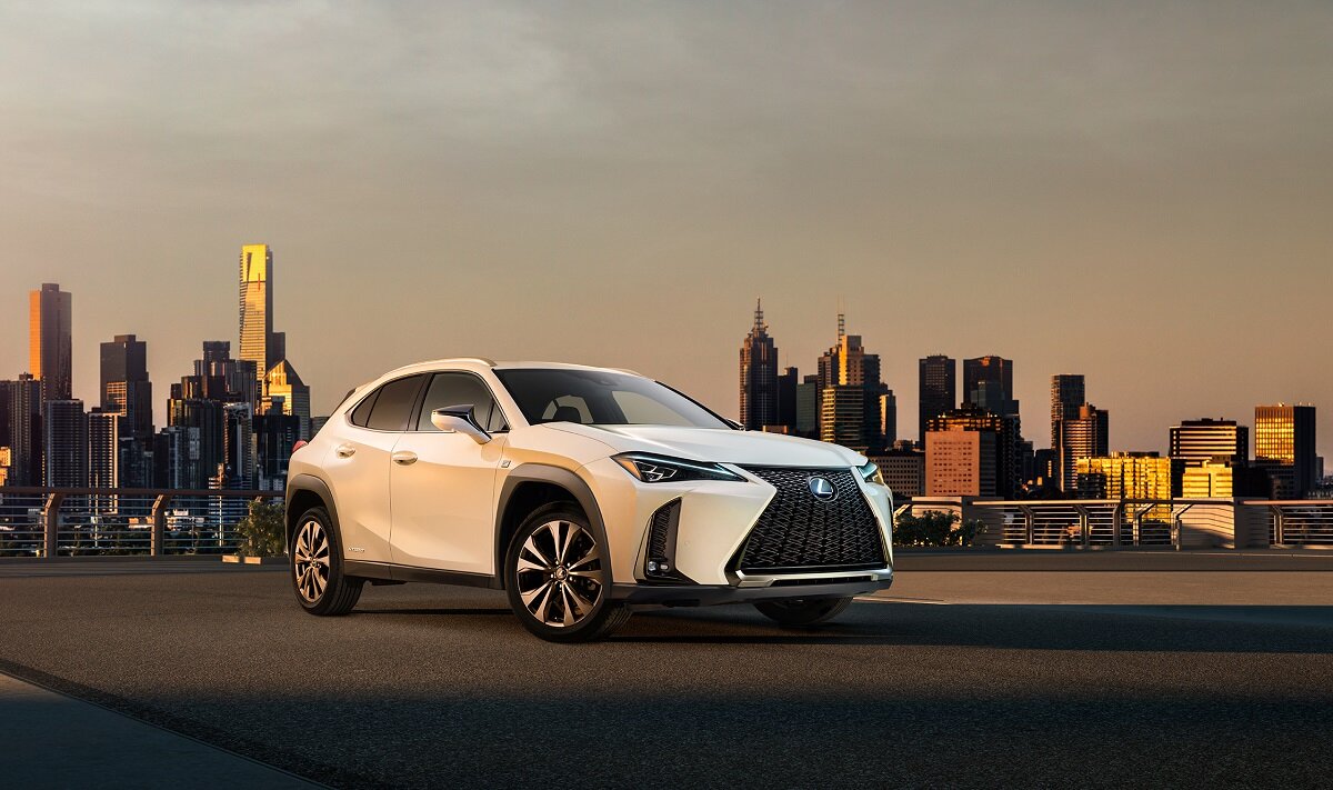 Новый Lexus UX