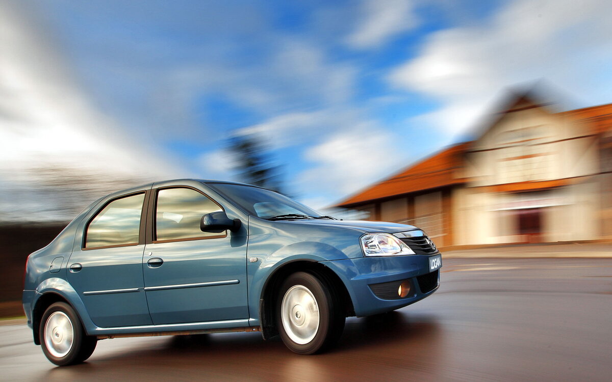 Renault Logan первого поколения