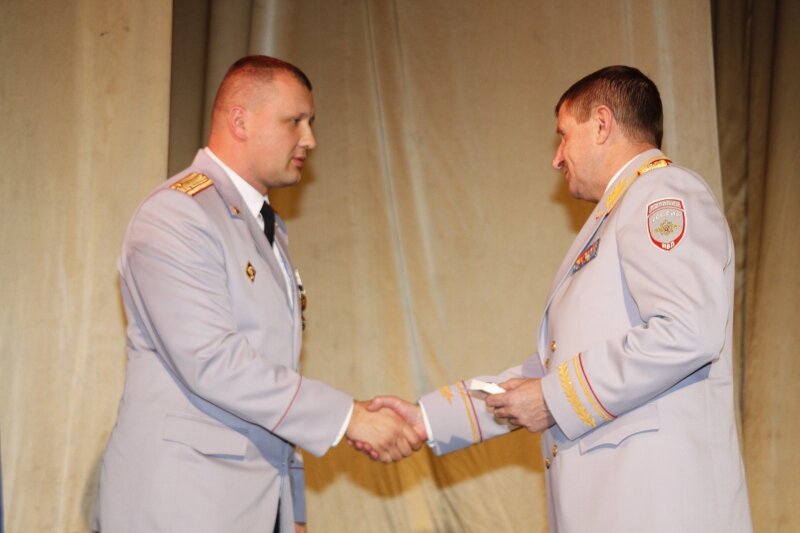 сотрудники УБОП