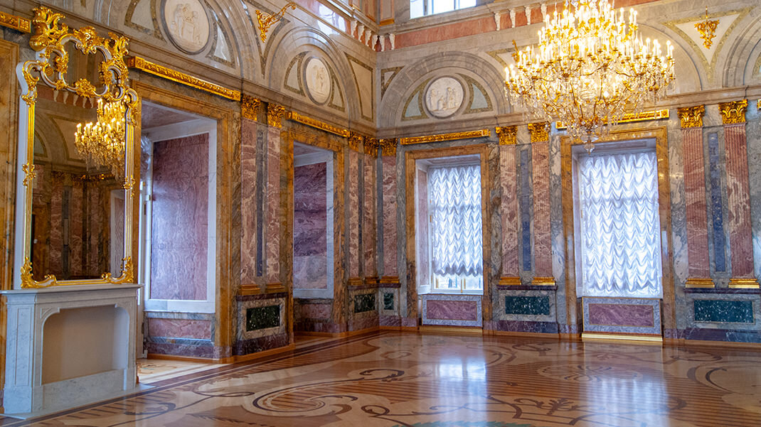 Орловский зал мраморного дворца фото