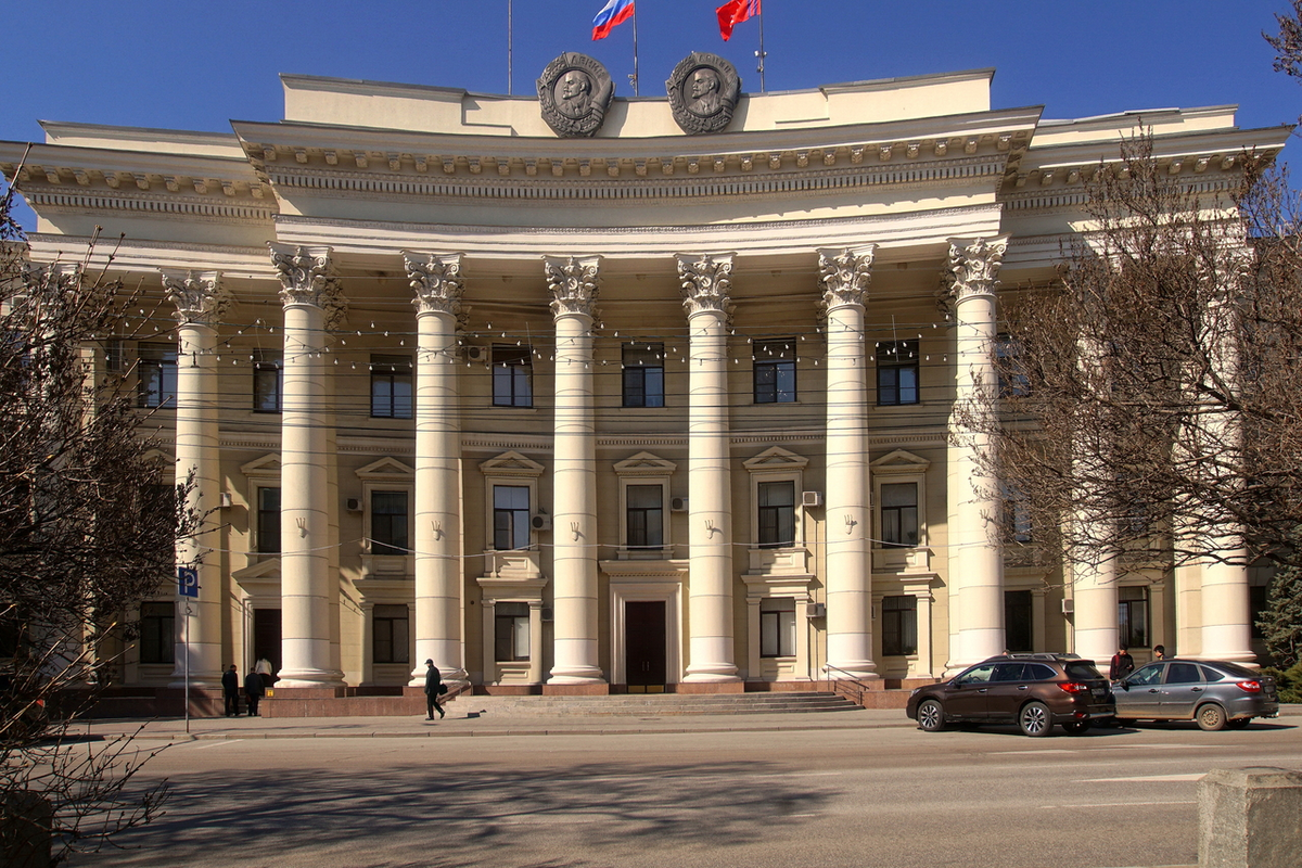 Волгоградская обл дума. Дума Волгоград. Законодательный орган Волгоградской области. Сверху Волгоградская областная Дума. Волгоград здание Думы