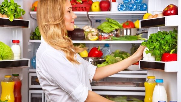 8 продуктов, которые не стоит хранить в холодильнике