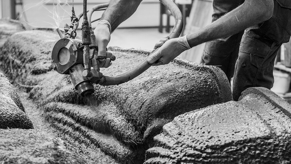 Использование технологии монолитного напыления фибробетона