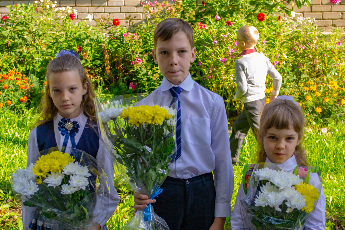 Почти все в сборе. До следующего первоклассника теперь пройдет целых шесть лет.